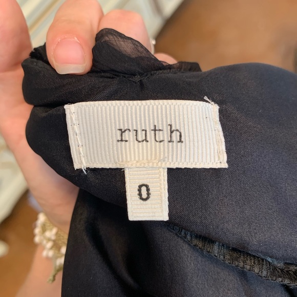 Velvet dress - Picture 6 of 6